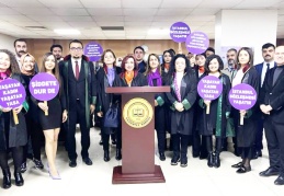 İktidarı İstanbul Sözleşmesi’ne tekrar imza vermeye davet ediyoruz