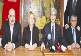 İl başkanı ve yönetim kurulu üyeleri milletvekili olmak istiyor