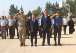İlçelerde de Zafer Bayramı heyecanı yaşandı