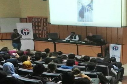 İlik kanseri ve kemik iliği nakli konferansına üniversiteli öğrencilerden yoğun ilgi
