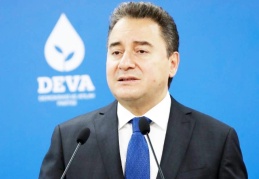 İlk mitingimizde bize engeller çıkartmaya çalışıyorlar