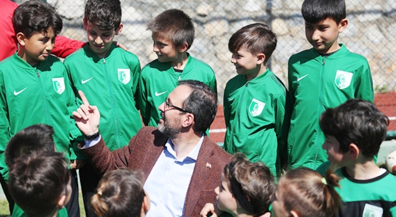 İlk ve ortaöğretimde başarılı sporculara özel eğitim imkanı