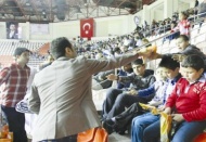İlköğretim çağındaki çocuklara basketbol sevgisi aşılanıyor