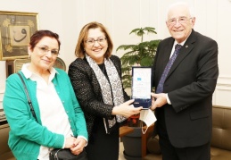 İlkokul çağından başlayarak bilinçlenmemiz gerekiyor