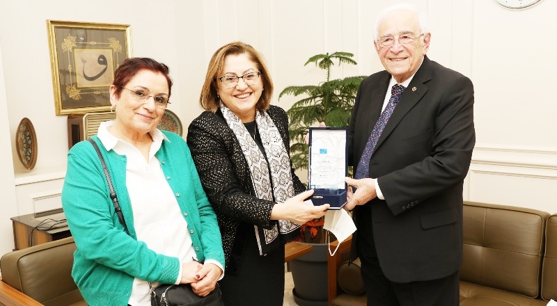 İlkokul çağından başlayarak bilinçlenmemiz gerekiyor