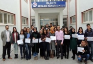 İlkyardım kursiyerleri sertifikalarını aldı