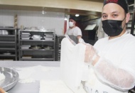 İmalathaneler günlük 350 tepsi baklava çıkarıyor