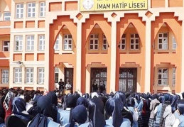 İmam hatiplerin derslik sayısı 20 yılda yüzde 660 arttırıldı