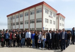 İMYO’ya tanıtım gezisi düzenledi 