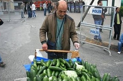 2018&#039;in ilk ayında yıllık enflasyon 10,35&#039;e geriledi 