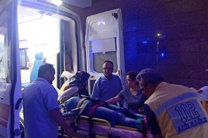 İncir toplamak isterken ağaçtan düştü 