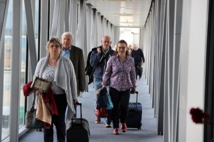 İngiliz turistler Türkiye&#039;ye dönüyor