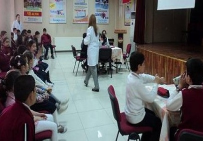 İngilizce bilgi yarışması yapıldı 