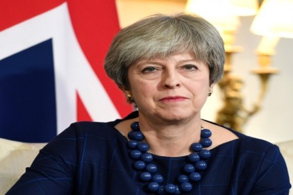 İngiltere Başbakanı May&#8217;e suikast girişimi engellendi