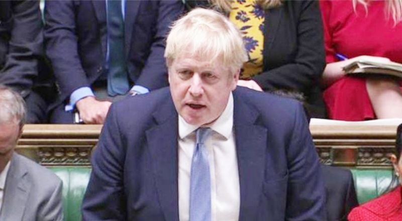 İngiltere'de Başbakanlık'taki üst düzey beş yetkili istifa etti