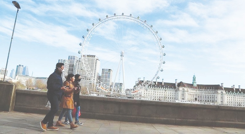 İngiltere'de son 24 saatte 20 bin 479 vaka tespit edildi