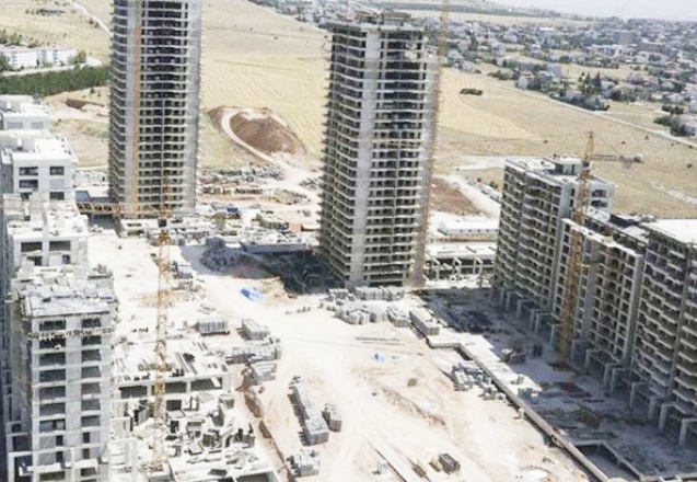 İnşaatçıyı artan faiz oranları ve dalgalı kur zorluyor