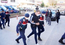 İnsan kaçakçıları yakalandı