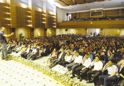 İnsan vardır, dokunduğu şeye değer katar, insan vardır, dokunduğu şeye değer kaybettirir