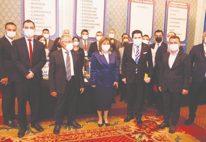 İnsanı korumak için toprağı, suyu, havayı korumak lazım