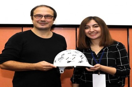 İnsanın, sınırı olmadan hayal kurması gerekir
