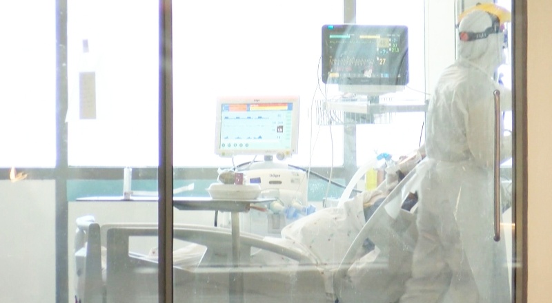 İnsanlar, diğer hastalıkları nedeniyle yoğun bakımda yer bulamamaya başlıyor