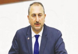 İnsanlar kalıcı değil, geçicidir 