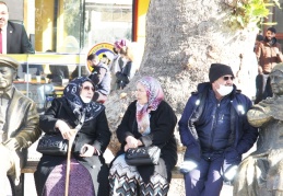 “İnsanlarımız 2500 lira emekli maaşına mahkûm ediliyor!”