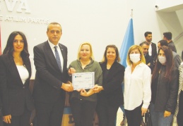 İnsanlarımız, esnafımız perişan, dar gelirli evine ekmek götüremiyor