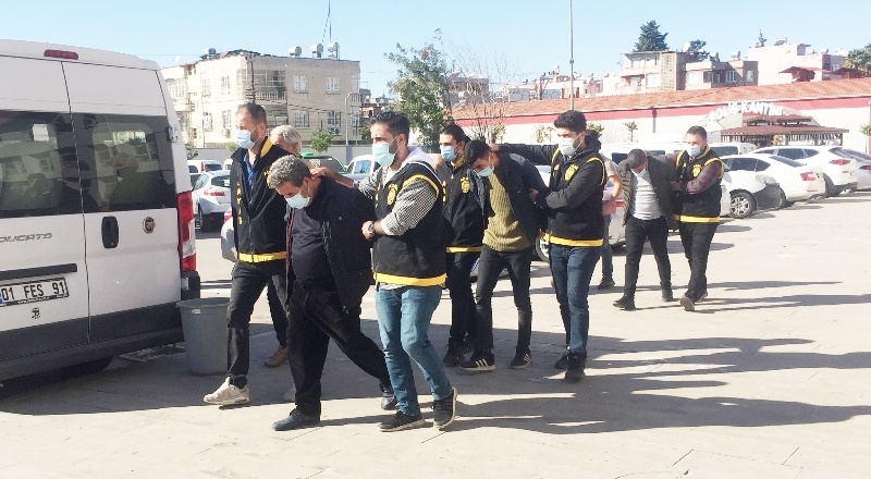 İnternet üzerinden otomobil satanı dolandırdılar