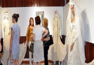 İpek ve Antep işi eski gelinlikler sergileniyor