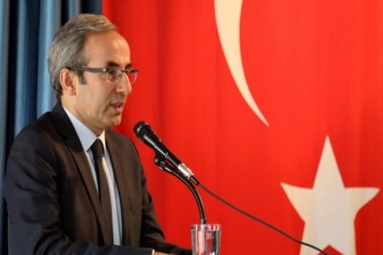 Irak Başkonsolosu Muayad Ömer Koperly Iraklı öğrencilerle buluştu