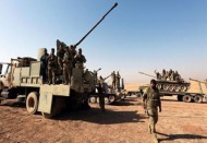 Irak güvenlik güçleri ve peşmergeye 100’den fazla ABD’li asker eşlik ediyor