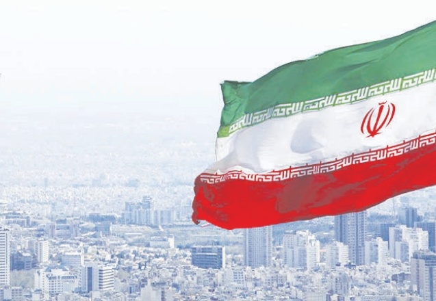 İran, Afganistan'a akaryakıt ihracatına yeniden başladı