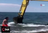 İş makinasıyla deniz keyfi