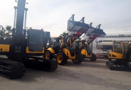 İş makineleri Adana 12’inci Yapı Malzemeleri Fuarı’nda tanıtıldı