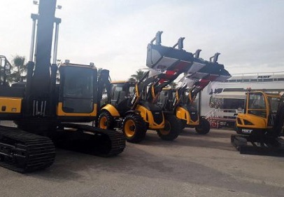 İş makineleri Adana 12’inci Yapı Malzemeleri Fuarı’nda tanıtıldı