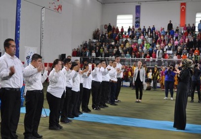 İşaret diliyle okudular