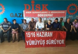 İşçi kardeşlerimizin işlerine iadesini barış ve demokrasi adına talep ediyoruz