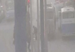 İşçi servisinde yangın çıktı