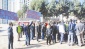 İşçiler yine yolu kapatınca polis müdahale etti