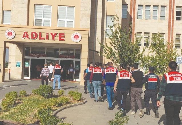 IŞİD operasyonunda 5 kişi gözaltına alındı