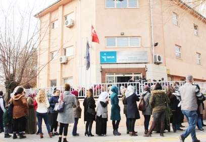 İŞKUR'da kayıtlı işsiz sayısı yüzde 17 azaldı, açık ilanlar 102 bine geriledi