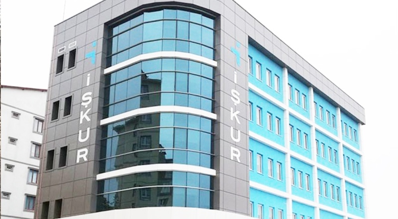 İŞKUR'da kayıtlı işsiz sayısı yüzde 19 azaldı, açık ilanlar 96 binde kaldı