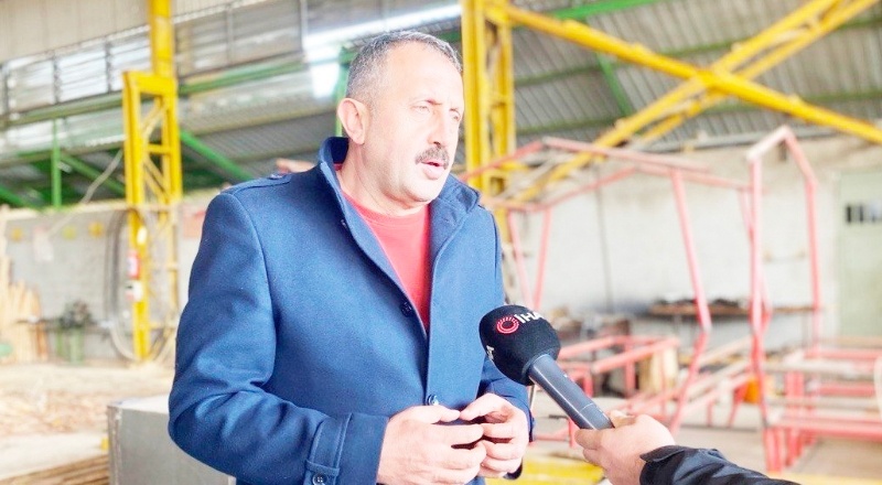 İslahiye Belediyesi kurduğu atölyelerle kendi araç gerecini üretiyor
