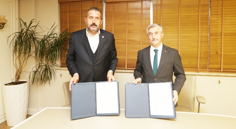 İslahiye Belediyesi’ne finişer makinesi verildi