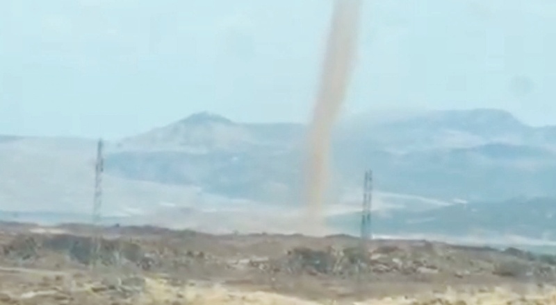 İslahiye ilçesinde hortum korkuya neden oldu