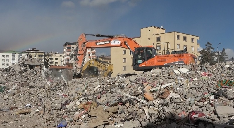 İslahiye'de yıkılan binalara ilişkin soruşturmada 1 şüpheli yakalandı