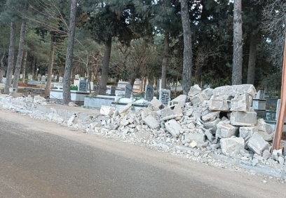 İslahiye’deki mezarlık da tahrip oldu