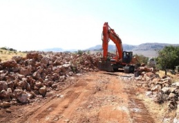 İşletilemeyen arazi yolları da işlenmeye başlandı